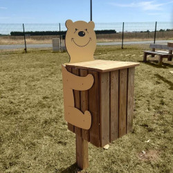 Poubelle aire de jeux Shetland Ours