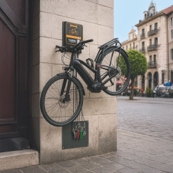Station de gonflage et d'entretien vélo murale - Rénov'elo