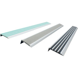 Nez de marche antidérapant aluminium et quartz ou PVC - Lot de 10