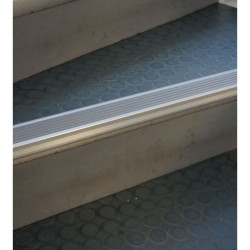 Nez de marche antidérapant aluminium et quartz ou PVC - Lot de 10