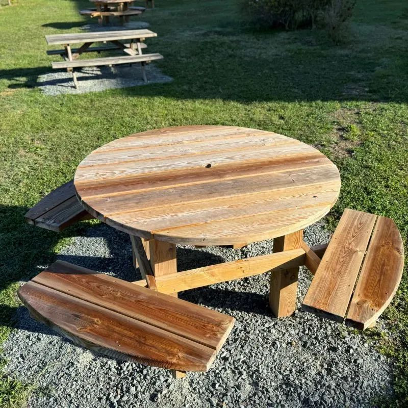 Table de pique nique ronde 8 personnes en pin