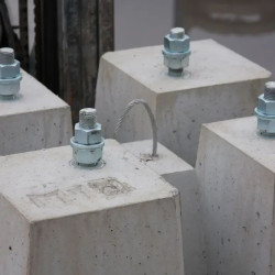 Massif de fondation candélabre en béton