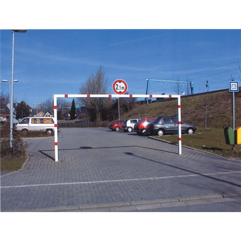 Portique de parking pivotant