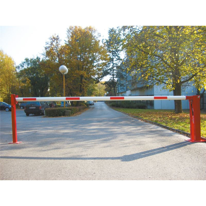 Barrière levante à vérin pneumatique