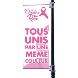 Kakémono Octobre Rose installé sur une potence de rue