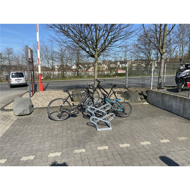 Râtelier 2 à 6 vélos avec alternance haut bas Schake
