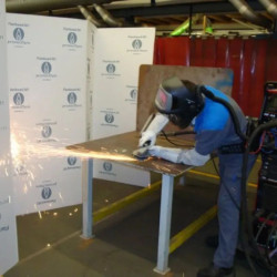Paravent non feu M1 en carton pliable et découpable 16.4 ml H.82 cm