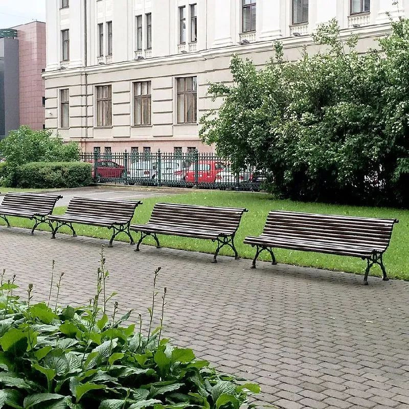 Banc Barcino Benito UM3031 en métal et lattes en bois exotique