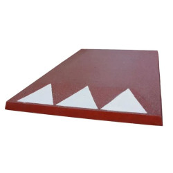 Coussin berlinois en béton préfabriqué rouge sablé