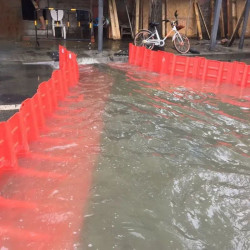 Barrière anti-inondation modulable et mobile