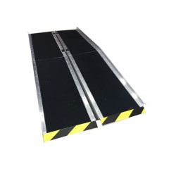 Rampe PMR valise pliable en 2 ou 4 - Surface antidérapante - ECO+