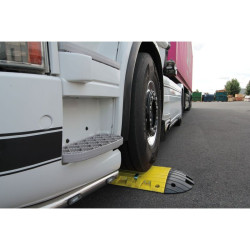 Ralentisseur pour poids lourds de 7 cm de hauteur - Viso