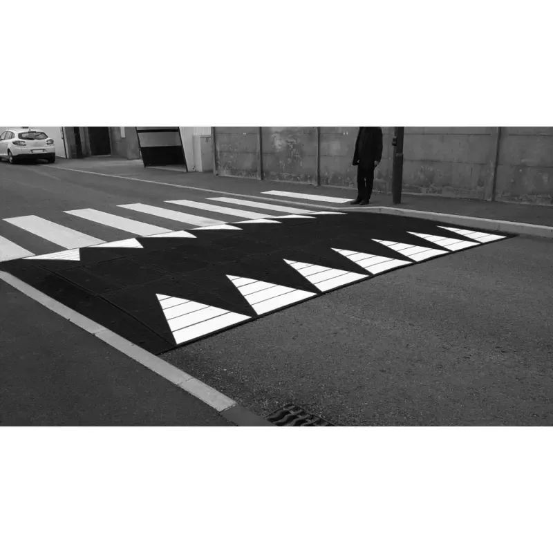 Plateau de ralentissement Zebra, version avec ou sans passage piétons