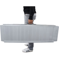 Rampe PMR pliante de type valise — accessibilité PMR