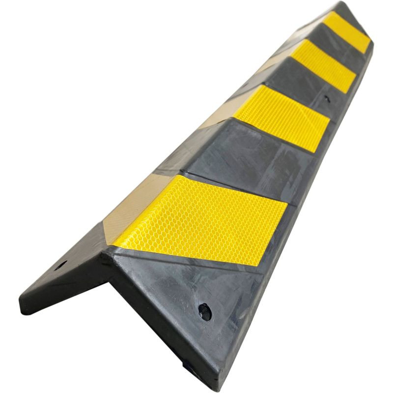 Protection d'angle 90° en caoutchouc — protection des locaux