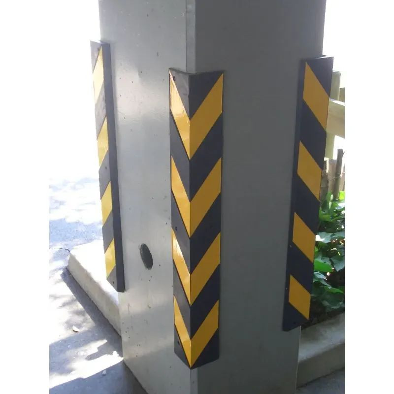 Protection d'angle 90° en caoutchouc — protection des locaux