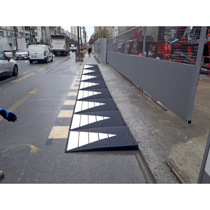 Rampe PMR trottoir pour l’aménagement des cheminements accessibles
